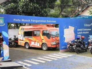 Terobosan Layanan Drive Thru Adminduk dan Command Center Data Terpadu di Kecamatan Panongan, Kabupaten Tangerang
