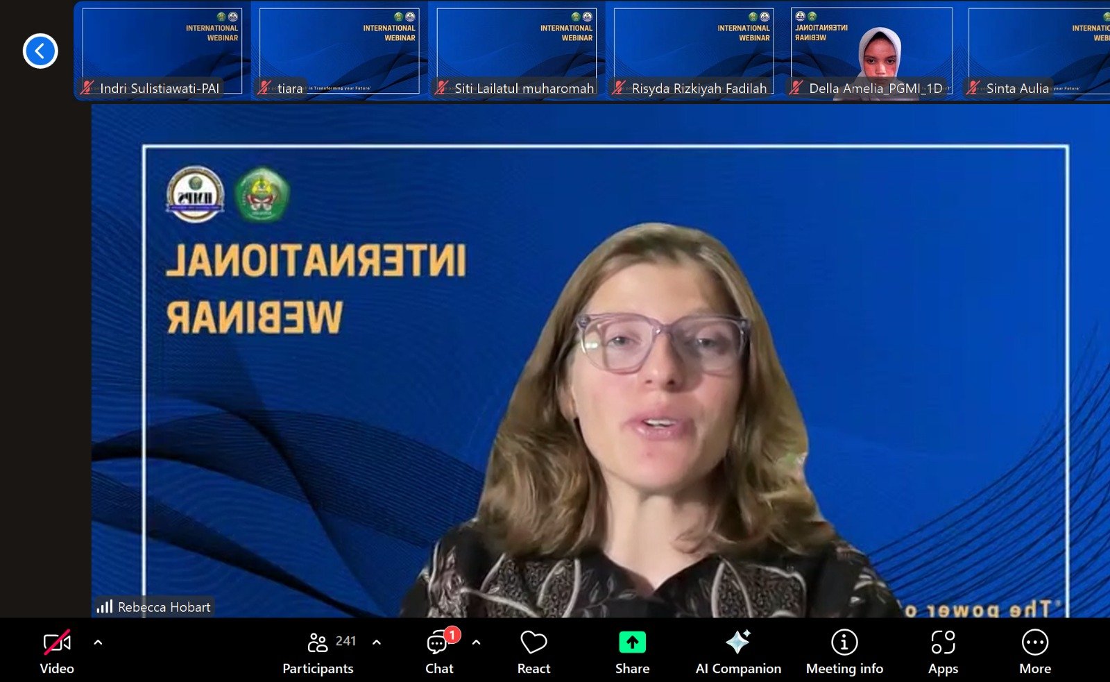 Fakultas Tarbiyah IAILM Suryalaya sukses gelar International Webinar 2025 bertema pentingnya bahasa Inggris di era global.