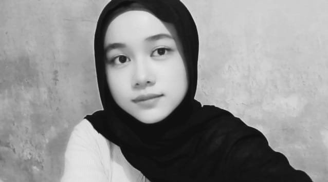 Kontroversi salim santri yang viral menunjukkan rapuhnya etika digital dan urgensi reaktualisasi nilai Pancasila di era media sosial.