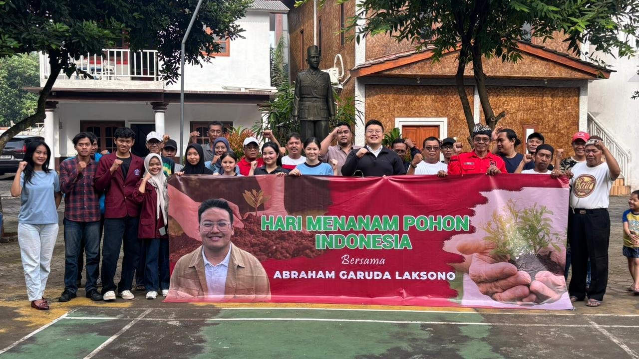 Ratusan pemuda di Tangerang menanam asa melalui pohon. Anggota DPRD Abraham Garuda dorong Gen Z dan Alpha lindungi bumi dengan aksi nyata.