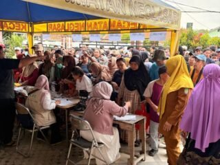 Bansos Akhir Tahun: Pemkot Tangerang Distribusikan 189 Ton Beras untuk Warga Neglasari