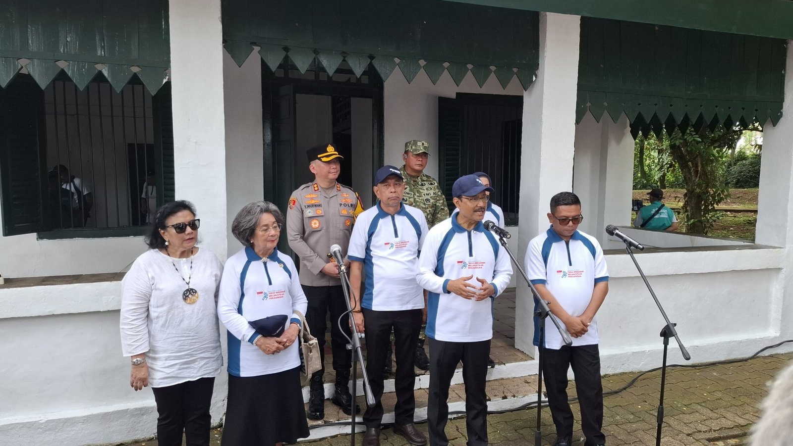 Mensos Saifullah Yusuf ajak masyarakat meneladani kesabaran dan cinta tanah air para pahlawan di Hari Pahlawan 2025 Tangsel.