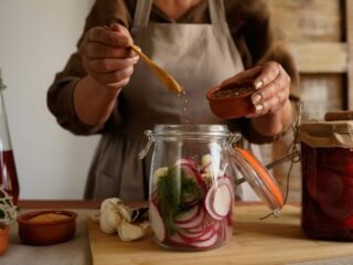 Fermentasi: Teknologi Pangan Tradisional yang Tetap Relevan di Era Modern