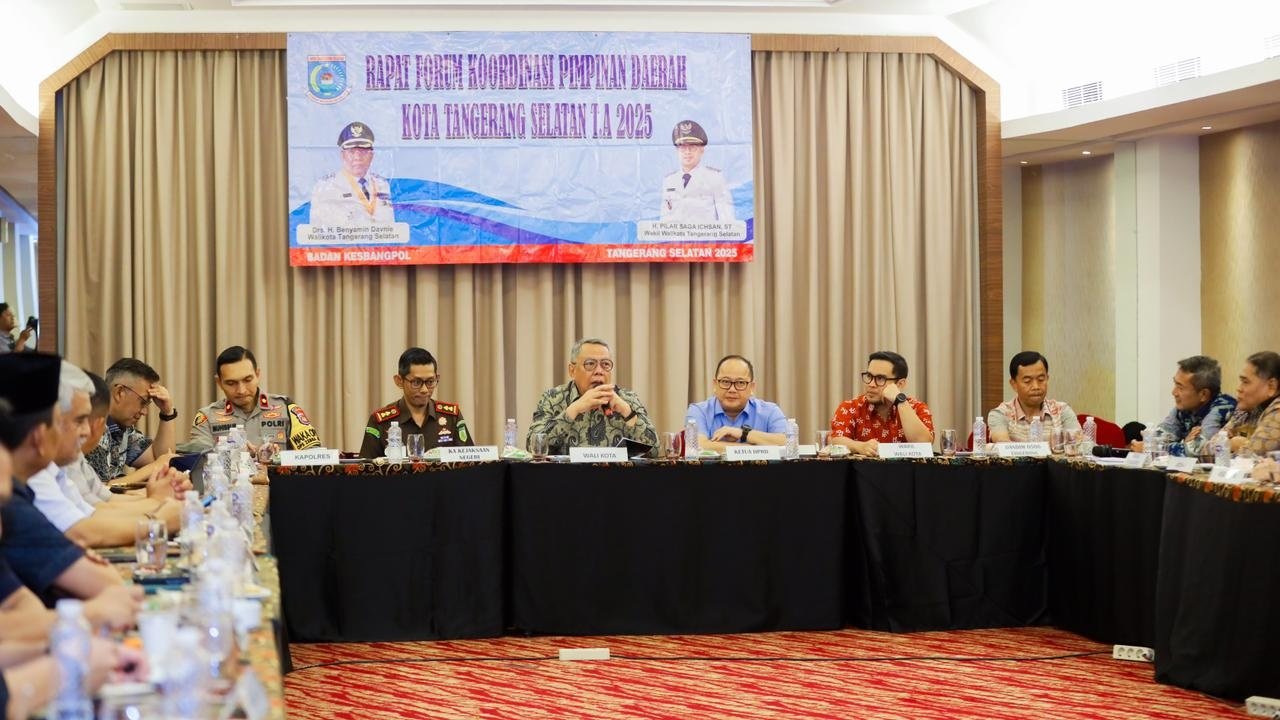 Pemkot Tangsel dan Forkopimda memetakan kerawanan, mengawasi warga asing, serta memastikan kondisi kota tetap kondusif dan aman.