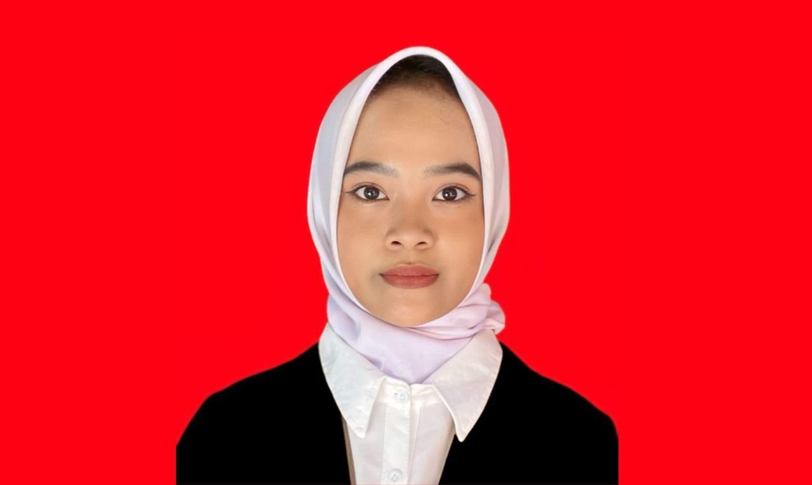 Mahasiswa rentan kehilangan kemampuan berpikir kritis akibat konten pendek media sosial; strategi fokus dan literasi penting.