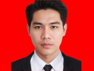 Transformasi digital mengubah pendidikan dari ruang kelas ke layar genggaman, menghadirkan pembelajaran fleksibel, inklusif, dan adaptif.