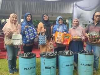 Bank Sampah Yes Nerada RW 10 Cipayung Tangsel konsisten 9 tahun, berprestasi nasional, kelola sampah jadi nilai ekonomi warga.