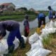 Pemkot Tangerang memperkuat mitigasi banjir dengan peremajaan ribuan kisdam di Kali Ledug Periuk jelang puncak musim hujan.