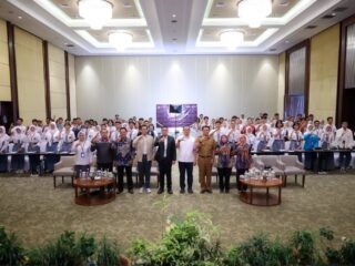 Pilar Saga ajak pelajar Tangsel tingkatkan literasi politik lewat Sekolah Jawara Demokrasi dan dorong pemilih muda aktif di pemilu.