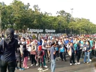 Ribuan Warga Padati Jalan Santai HPN 2026, PWI Kabupaten Tangerang Berkolaborasi dengan OPD