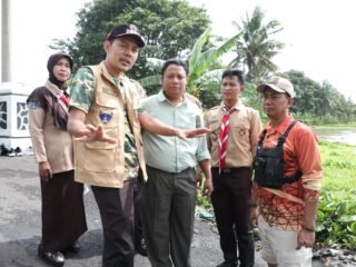 Gratis, Dinkes Sebar Petugas Medis ke Sejumlah Titik Banjir di Kota Serang