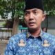 Camat Ciputat Timur Rastra Yudhatama ajak warga aktif membuat lubang biopori untuk kelola sampah dan cegah genangan air lokal