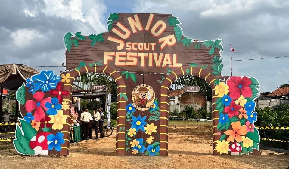 Junior Scout Festival di Ponpes Daar el-Huda Tangerang tanamkan nilai jujur, disiplin, dan sportif pada pelajar SD.