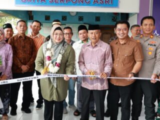Perkuat Silaturahmi Warga, Wabup Tangerang Resmikan Balai RT di Cisauk