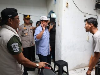 Bupati Tangerang Tinjau Lokasi Puting Beliung di Solear, 103 Rumah Warga Terdampak