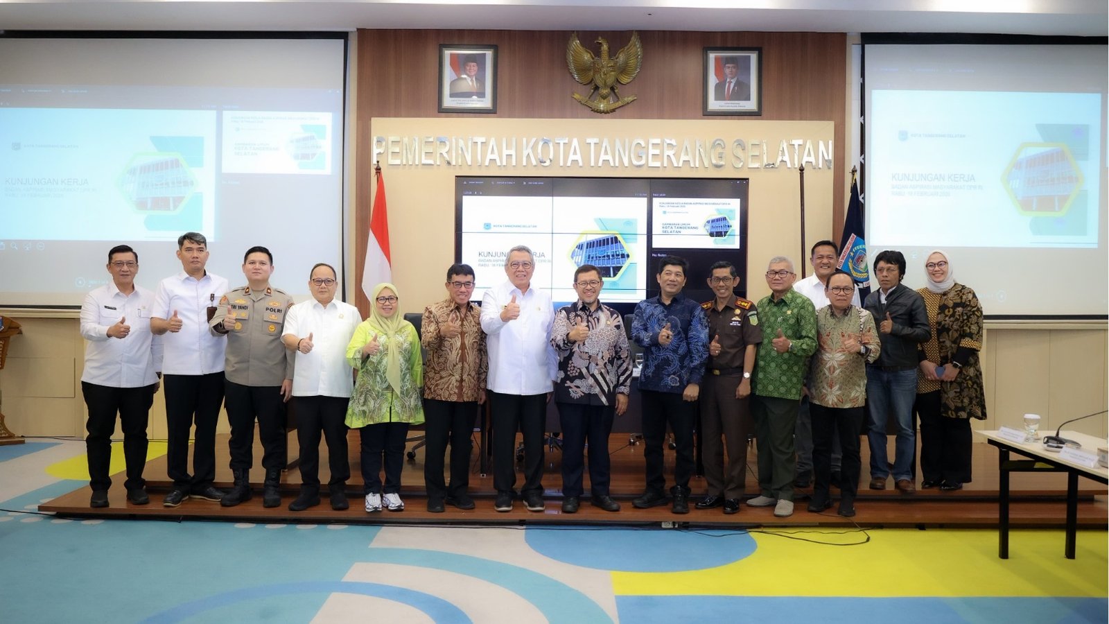 Pemkot Tangsel bersama BAM DPR RI membahas ganti rugi lahan tol yang tertunda. Warga disebut telah menang hingga putusan inkrah.