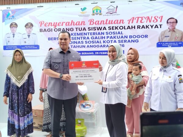 Putus Rantai Kemiskinan, Anak dan Orang Tua Sekolah Rakyat di Kota Serang Dapat Bantuan