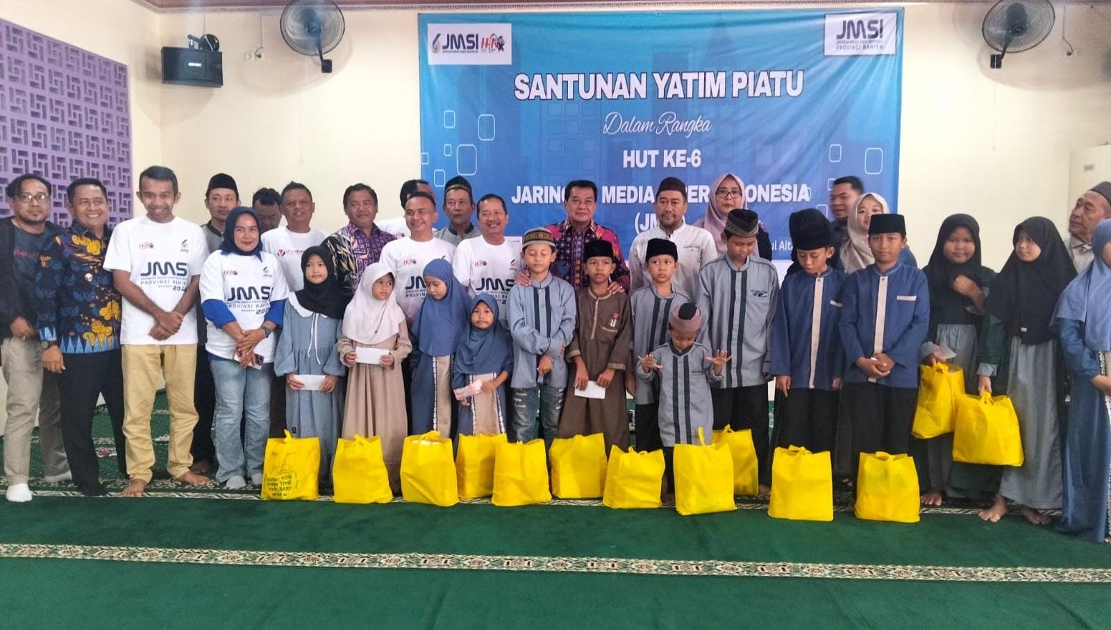 JMSI Banten santuni anak yatim dan tanam pohon di Sungai Cisadane dalam rangka Milad ke-6 dan rangkaian HPN 2026.