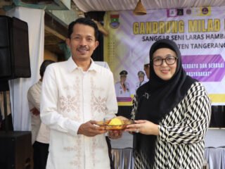 Wabup Intan Hadiri Milad ke-IX Sanggar Seni Laras Hambalan di Kresek