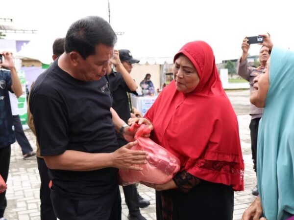 Bupati Tangerang Tutup UMKM Ngider Pasar Kemis