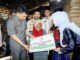 Wagub Banten salurkan bantuan Rp25 juta untuk renovasi RTLH warga Pabuaran, Kabupaten Serang saat Safari Ramadan.