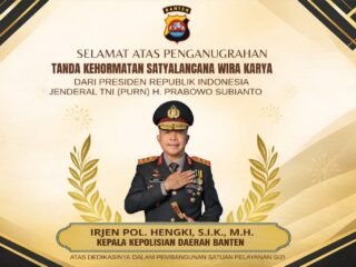 Irjen Pol Hengki Terima Satyalancana Wira Karya, Program SPPG Polda Banten Layani 34 Ribu Warga