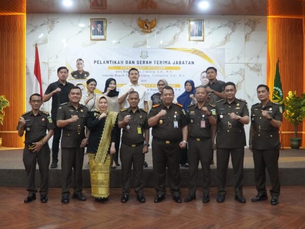 Kajari Kabupaten Tangerang Lantik Dua Pejabat Baru, Perkuat Kinerja dan Sinergi Kejaksaan