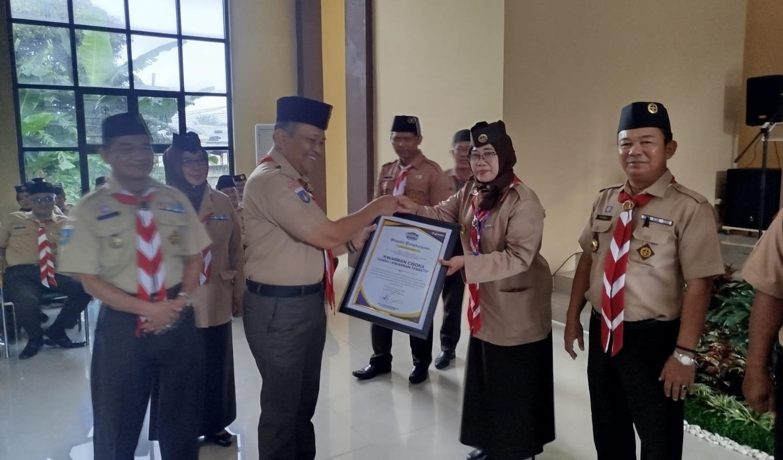 Kwarran Cisoka meraih Juara 1 Kwarran Teraktif pada Rapat Kerja Kwarcab Tangerang 2026 berkat konsistensi program.