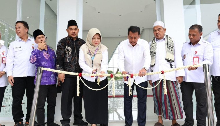 Bupati Tangerang meresmikan IGD baru dan Musholla Al-Taubah di RSUD Balaraja. Kapasitas naik jadi 51 tempat tidur pasien darurat.