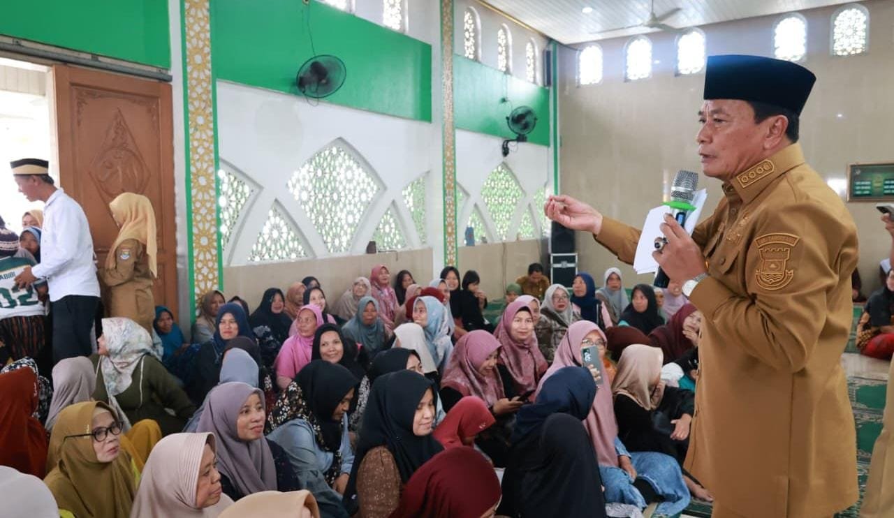 Bupati Tangerang Maesyal Rasyid membuka Ta’mir Ramadan di Masjid Jami Nurul Yaqin Cikupa, memperkuat syiar Islam dan kebersamaan.