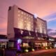 Fame Hotel Gading Serpong memperkuat posisinya sebagai hotel pilihan di Tangerang dengan lokasi strategis, fasilitas modern, dan layanan nyaman.