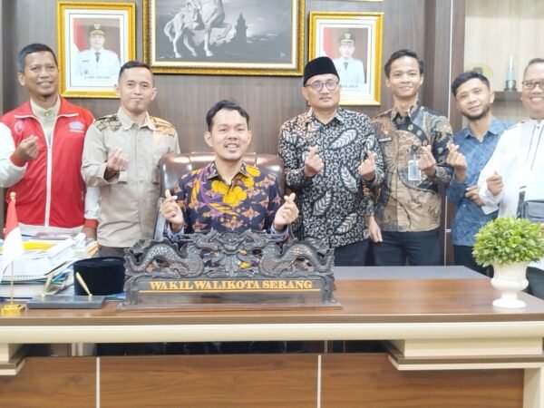 Alumni CMBBS Beri Pendampingan Siswa Kota Serang Masuk PT Dalam dan Luar Negeri