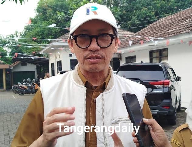 Kepala Dinsos Kota Serang M Ibra Gholibi mengatakan, syarat reaktivasi BPJS Kesehatan warga kurang mampu antara lain, KTP, KK, Surat Keterangan tidak mampu dan surat keterangan kesehatan. Pengajuan maksimal 3 bulan sebelum kepesertaan dialihkan