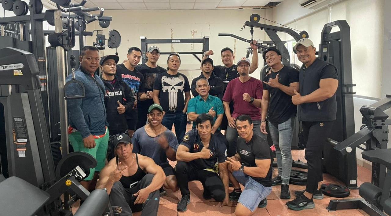 PBFI Tangsel menargetkan lima emas di Porprov Banten 2026. Delapan atlet disiapkan lewat TC rutin demi ambisi juara umum.