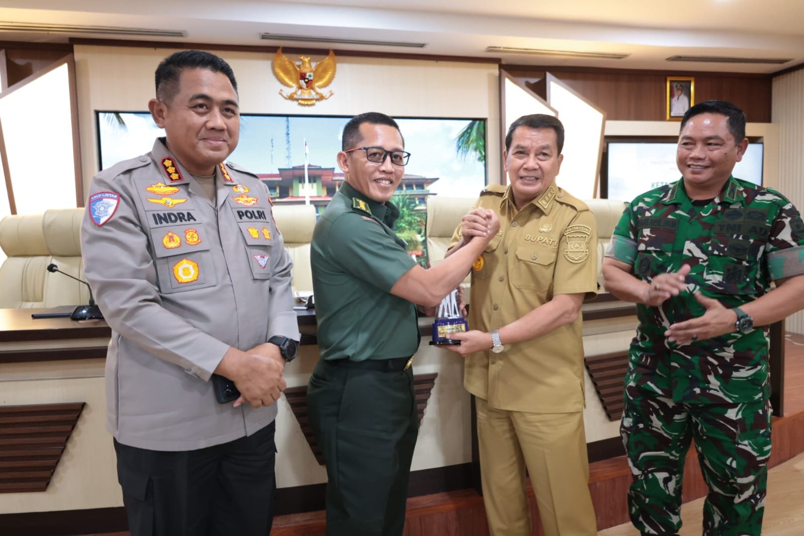 Bupati Tangerang Maesyal Rasyid menerima kunjungan peserta SSDN P4N LXIX Lemhannas RI 2026 untuk studi strategis nasional.