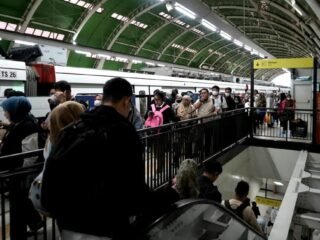 KAI Catat Lonjakan Pengguna LRT Jabodebek Selama Lebaran 2026, Naik 33 Persen