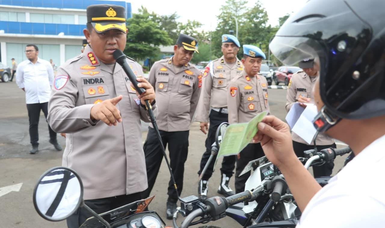 Polresta Tangerang cek kesiapan kendaraan dinas jelang Operasi Ketupat Maung 2026 guna amankan arus mudik Lebaran.