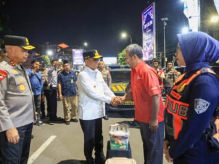 Gubernur Andra Soni Apresiasi Relawan Pos Pengamanan Lebaran di Kota Serang, Arus Mudik Banten Lancar