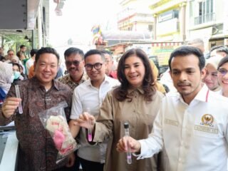 Pilar Saga Ichsan Dampingi Komisi IX DPR RI Pantau Keamanan Pangan di Pasar Modern BSD