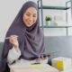 Simak 7 ide usaha menjelang Lebaran yang menjanjikan dan banyak diminati untuk menambah penghasilan di pertengahan Ramadan.