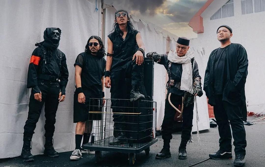 Makna mendalam lagu Matahari Telah Tinggi tentang kegelisahan, kesadaran, dan semangat bangkit di tengah ketidakpastian hidup manusia modern