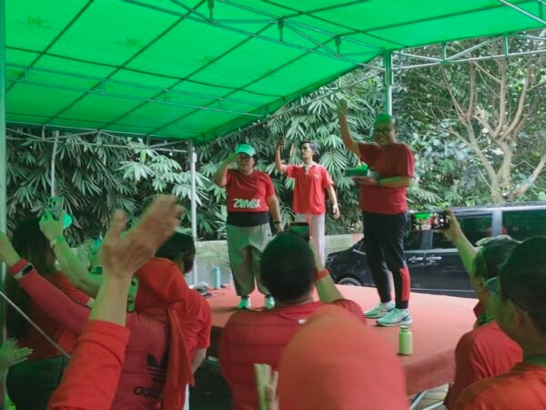 Suka Cita April, Ananta Wahana Gelar Senam Zumba Bersama di Padepokan Karang Tumaritis
