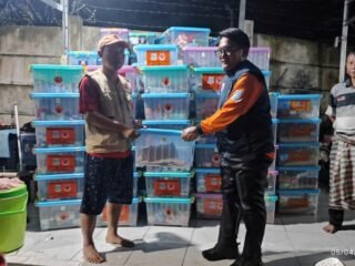 Dinsos Tangsel Gerak Cepat Salurkan Bantuan untuk Korban Banjir dan Longsor