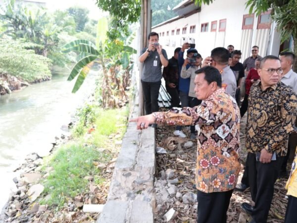 Normalisasi Kali Cirarab di Sepatan–Pasar Kemis, Bupati Maesyal Rasyid Turun Langsung