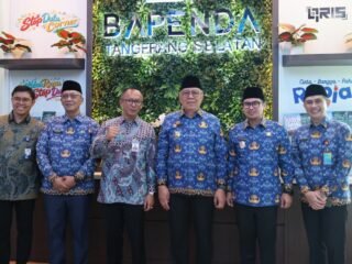 Pemkot Tangsel Apresiasi ASN Berprestasi, Bapenda Raih Zona Integritas Awards
