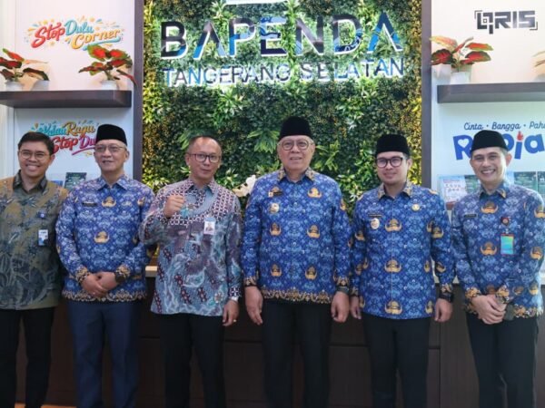 Pemkot Tangsel Apresiasi ASN Berprestasi, Bapenda Raih Zona Integritas Awards