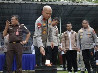 Ribuan Uang Palsu Dimusnahkan di Banten, Ancam Stabilitas Ekonomi