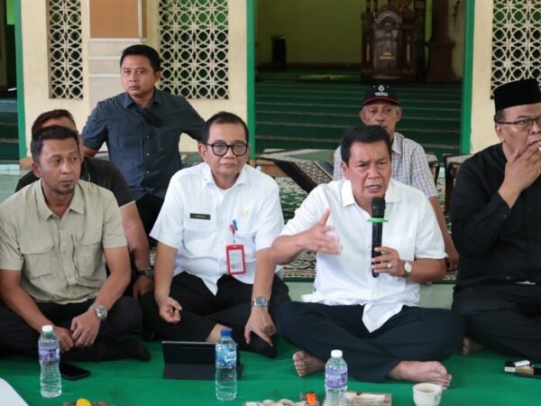 Bupati Maesyal Rasyid Tegaskan Penataan Sungai Cirarab Dimulai 12 April 2026