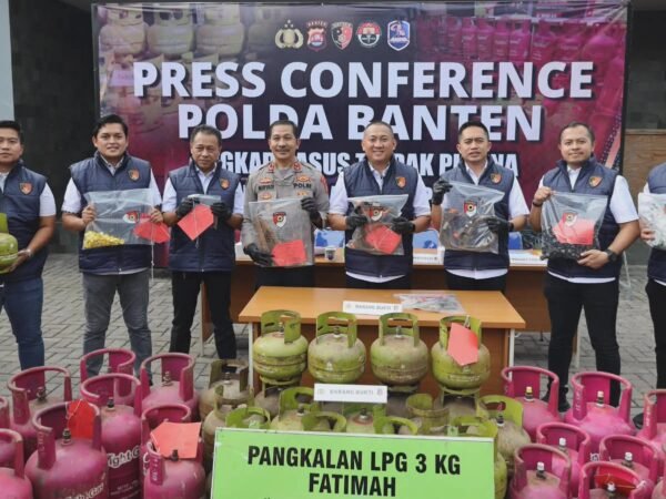 Polda Banten Bongkar Penyalahgunaan LPG 3 Kg di Lebak, 3 Tersangka Ditangkap
