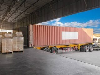 Armocargo hadir sebagai solusi jasa impor dan cargo internasional dengan layanan end-to-end, cepat, aman, dan biaya kompetitif.